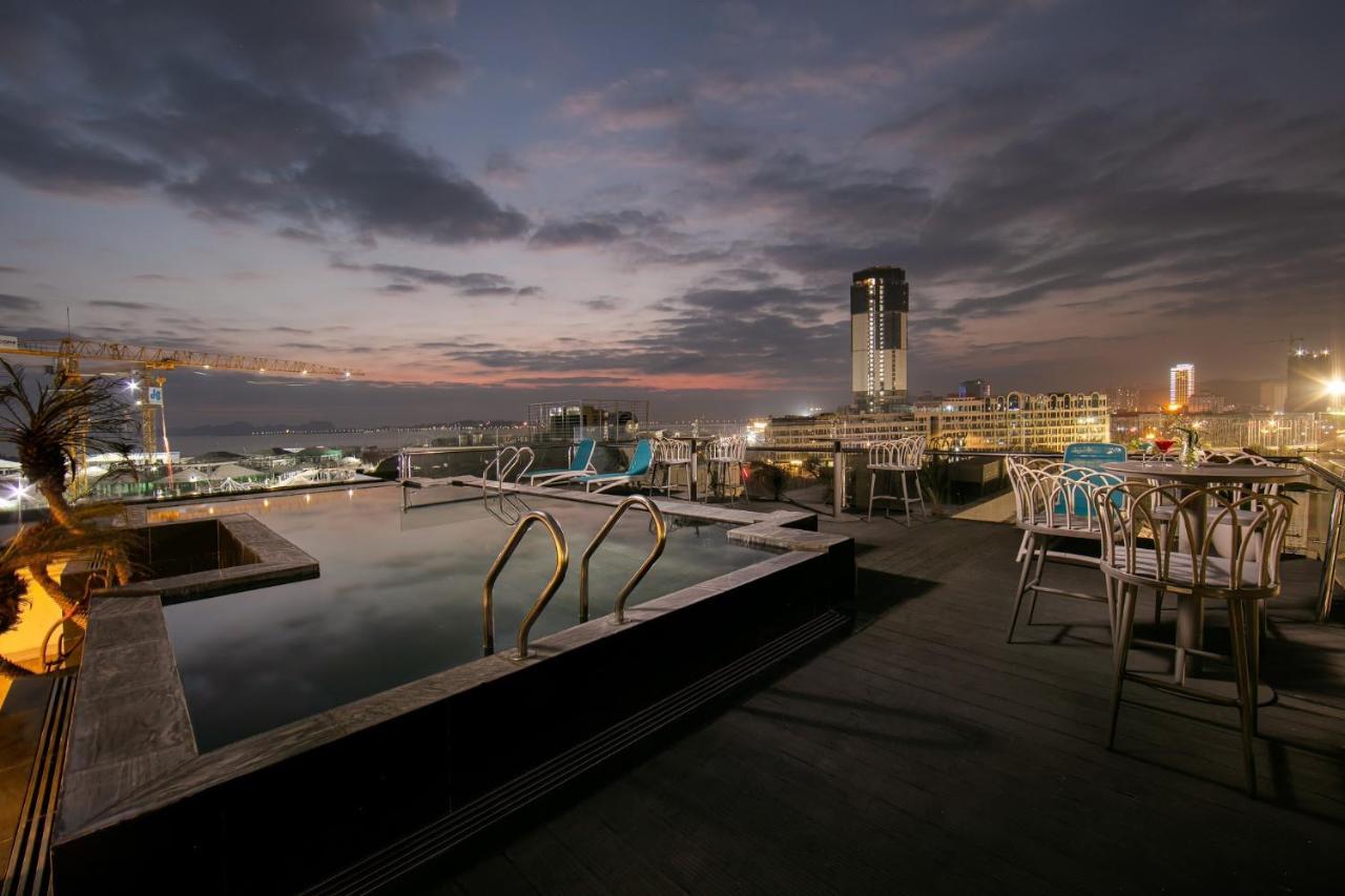 Green Suites Hotel Ha Long Esterno foto