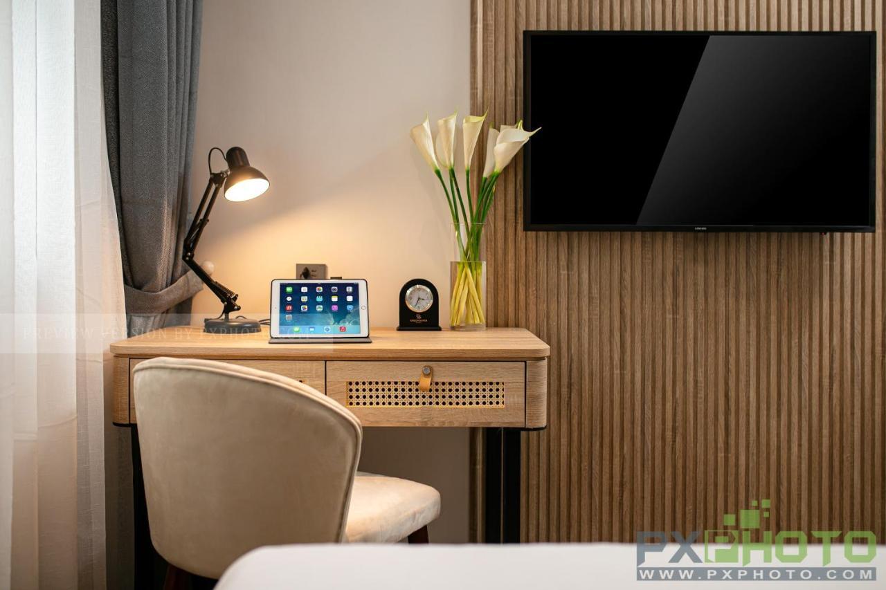 Green Suites Hotel Ha Long Esterno foto