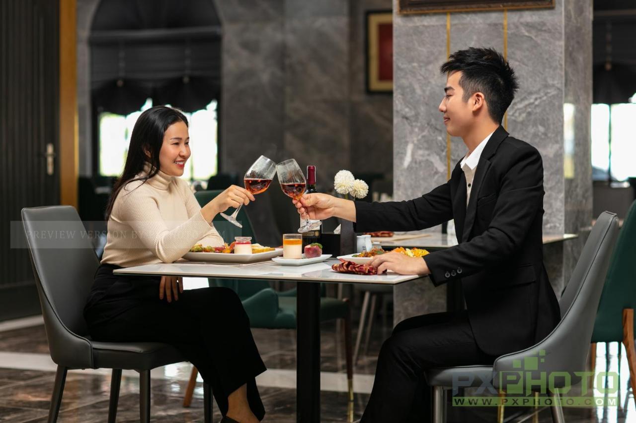 Green Suites Hotel Ha Long Esterno foto